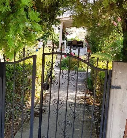 Vila Calda Ospitalita Nea Karya Exteriér fotografie